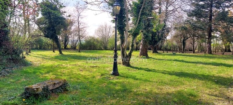 EXCLUSIVITY / HOUSE WITHOUT OPPOSITE IN A QUIET LOCATION! (4)