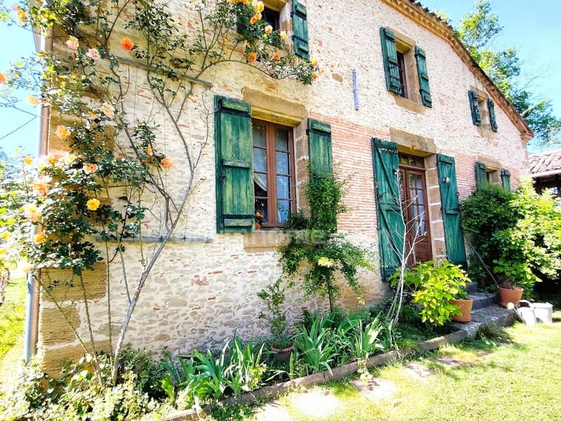 Einzigartiges Anwesen in der Gascogne: Ein privates Dorf zwischen Serenität und Authentizität (2)