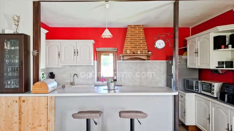 House for sale with 6 rooms in ESPINASSE VOZELLE (03) (12)