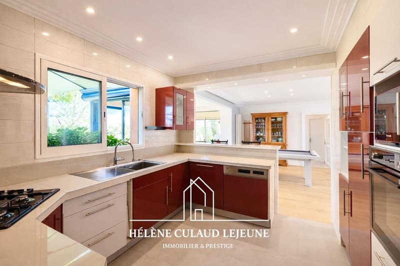 Renovated Family House - 224 m² - Vannes (10)