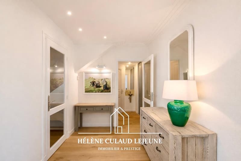 Renovated Family House - 224 m² - Vannes (3)