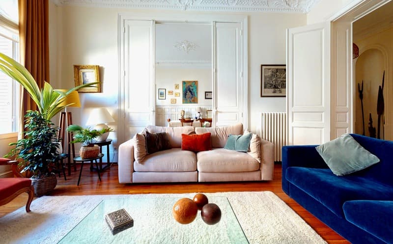 APARTMENT F7 IN VERY BEAUTIFUL BOURGEOIS BUILDING !!! (7)