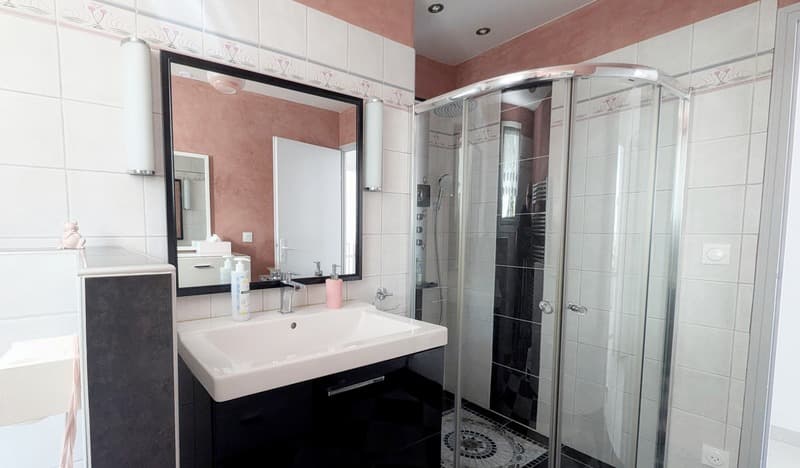 EYGUIÈRES (13) | Schöne Familienvilla mit 165 m² und 5 Zimmern (12)