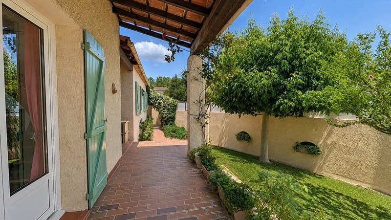 EYGUIÈRES (13) | Schöne Familienvilla mit 165 m² und 5 Zimmern (4)