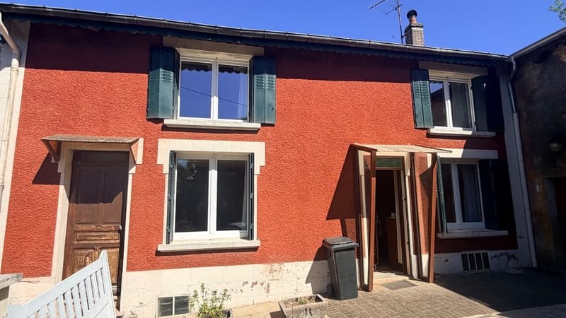 Beautiful house in Villecloye with 3 bedrooms, barn, workshop, garage and beautiful surroundings (12)