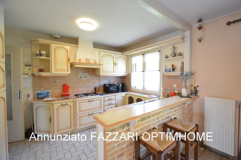Detached house with full basement in Montmédy - 107 m² - 4 (5)