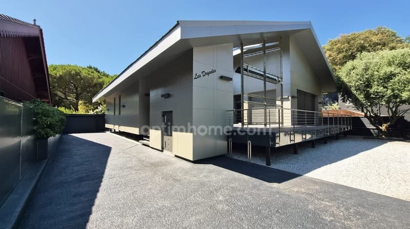 VILLA D'ARCHITECTE SUR PILOTIS - EXCLUSIVITÉ & ESPRIT YACHTING (11)