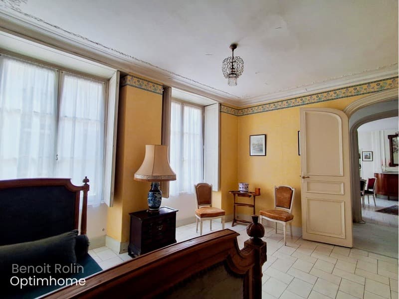 Casa borghese del XIX secolo nel cuore di Saint-Calais (4)