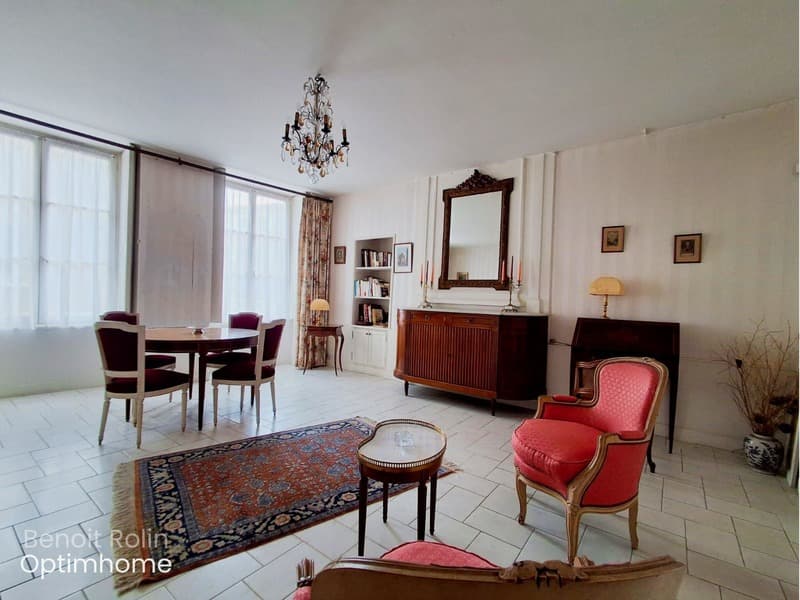 Casa borghese del XIX secolo nel cuore di Saint-Calais (3)