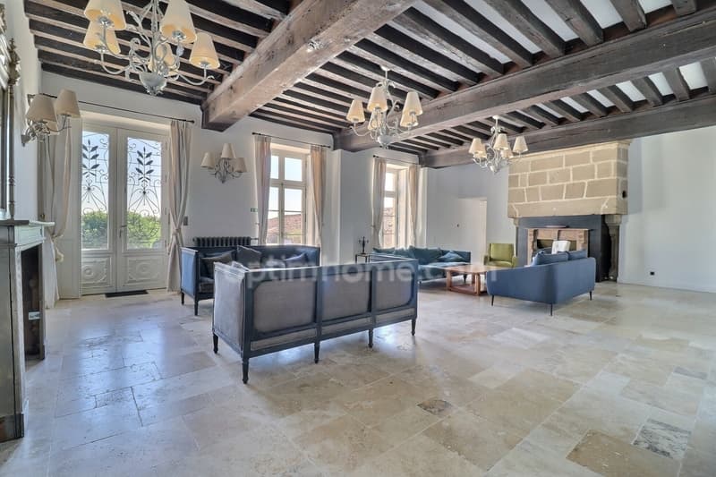 Exceptional 16th Century Estate - Close to Cholet | Potential > 1,200 m² (8)