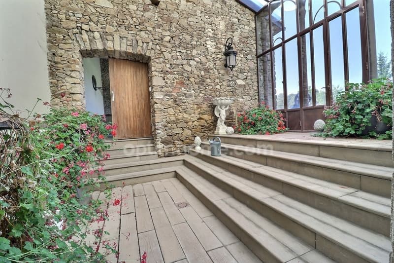 Exceptional 16th Century Estate - Close to Cholet | Potential > 1,200 m² (9)