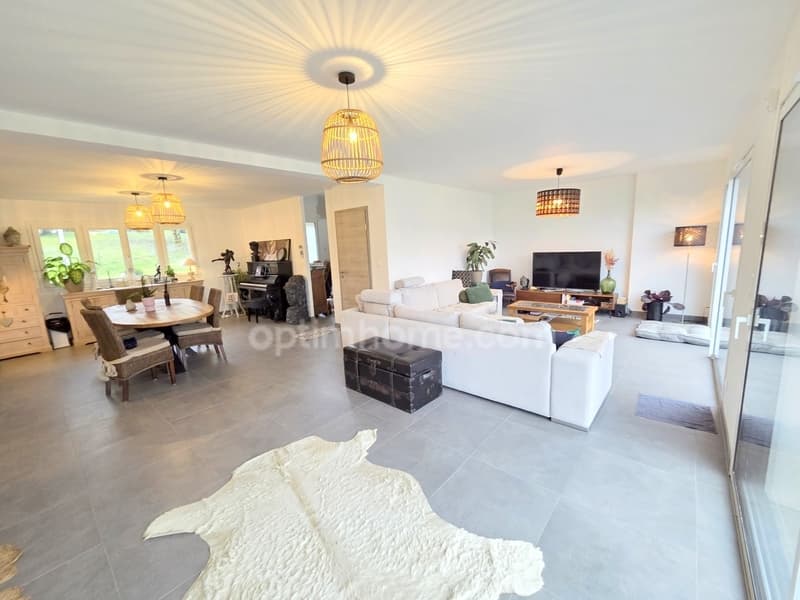 NEW HOUSE for sale!! 3 bedrooms + a parental suite on the ground floor (2)