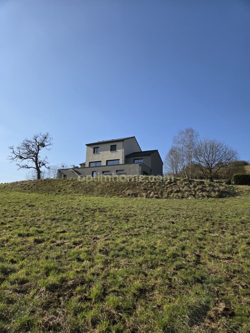 NEW HOUSE for sale!! 3 bedrooms + a parental suite on the ground floor (7)