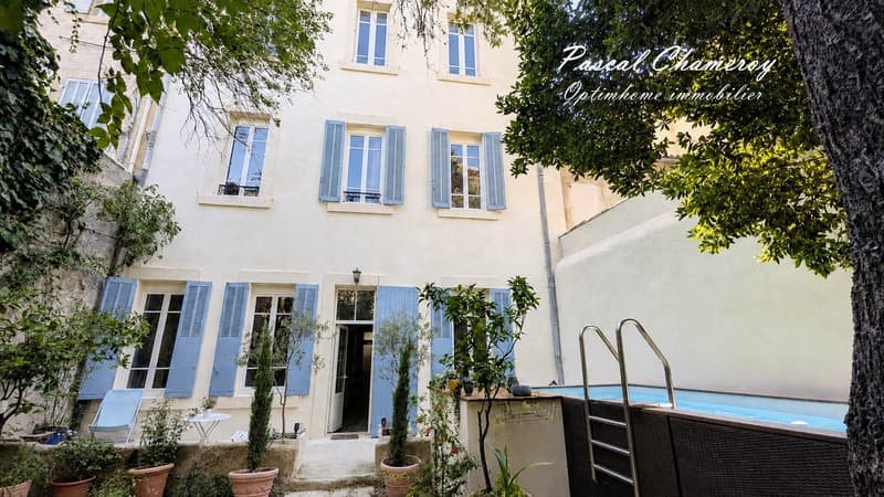 SALON-DE-PROVENCE (13) | Herrenhaus mit Charakter, Garten und (1)