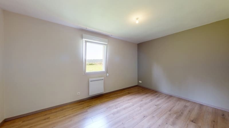 House for sale with 5 rooms in BAZEILLES SUR OTHAIN (55) (13)