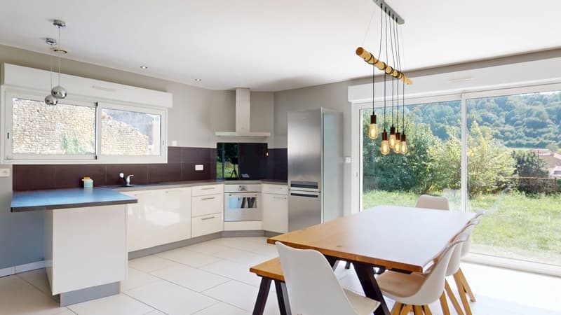 House for sale with 5 rooms in BAZEILLES SUR OTHAIN (55) (3)