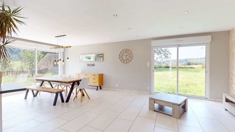 House for sale with 5 rooms in BAZEILLES SUR OTHAIN (55) (9)