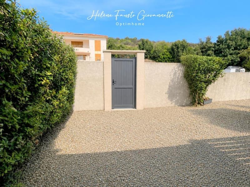 OLETTA - Appartement 3 pièces en duplex avec terrasses, jardin et vue (13)