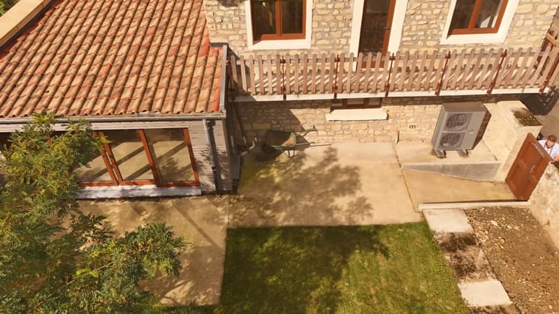 Maison de caractère entièrement rénovée à neuf à vendre SAINT JEAN LES (6)