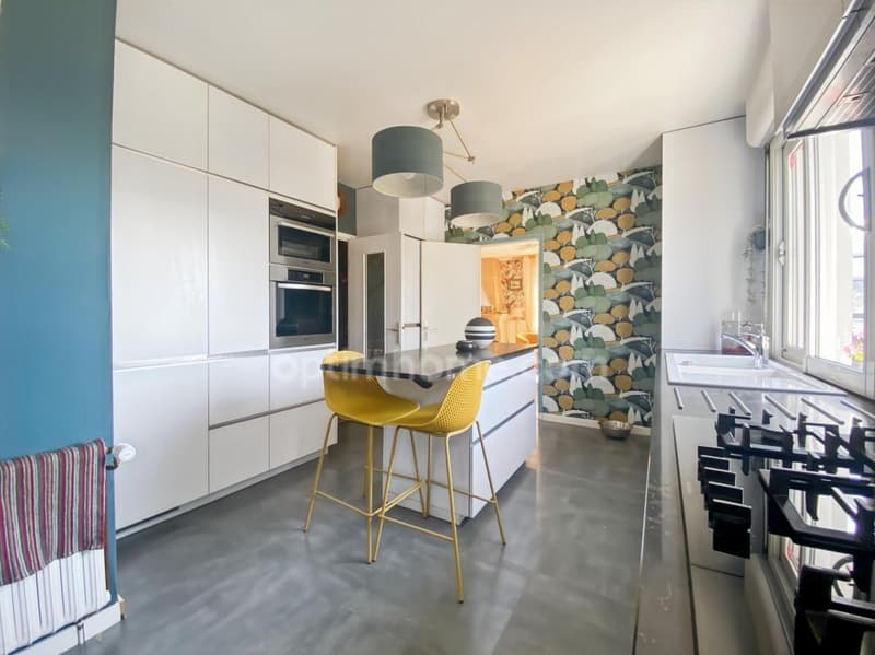 Maison à vendre 8 pièces Proche de VESLES ET CAUMONT (02) (12)
