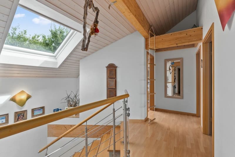 Prächtige Architekten-Villa mit 7,5 Zimmern, 7 Minuten von Grandson entfernt (7)