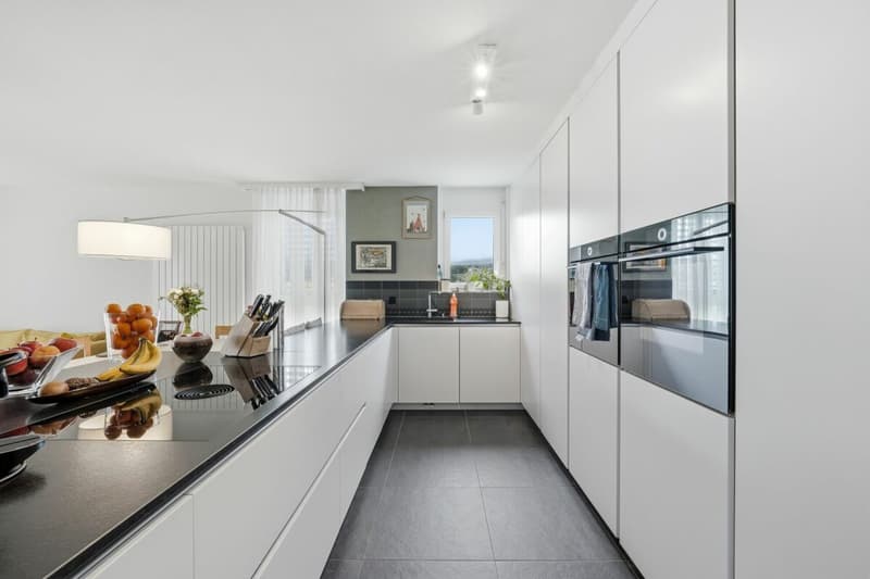 Apartment with 4.5 rooms ideally located (2)