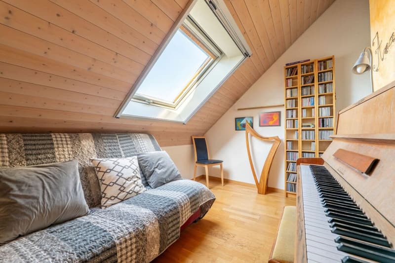 Villa d'architecte de 7.5 pièces avec piscine chauffée et jacuzzi à Corcelles-près-Payerne (7)