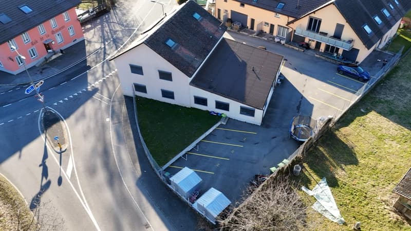 Gewinnbringendes Gebäude mit Erweiterungspotenzial ? 3 Wohnungen ? Oron (VD) (4)