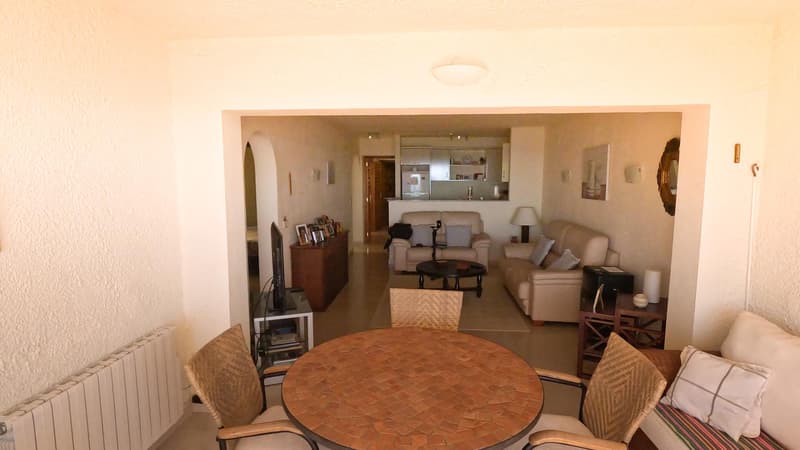 Apartment with pool?? Exceptional sea view full South! (5)