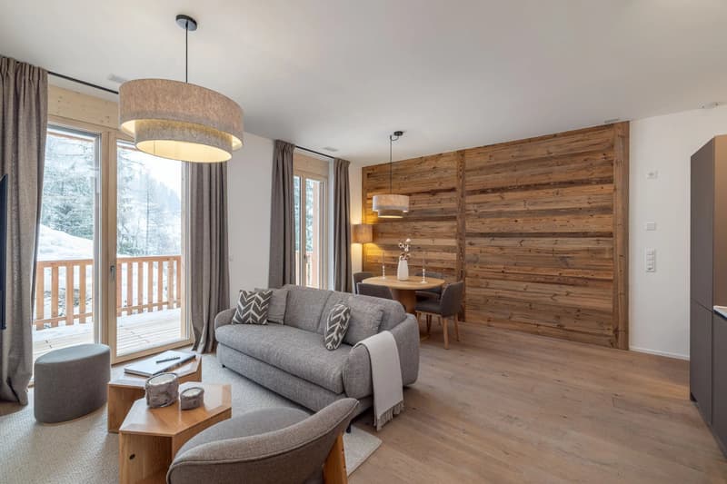 Last opportunities - skiing at your feet and contemporary charm (1)