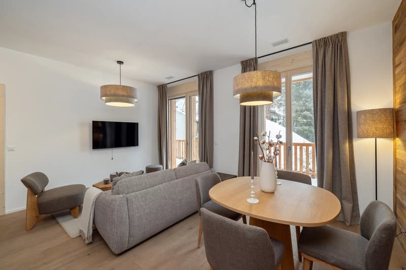 Last opportunities - skiing at your feet and contemporary charm (4)