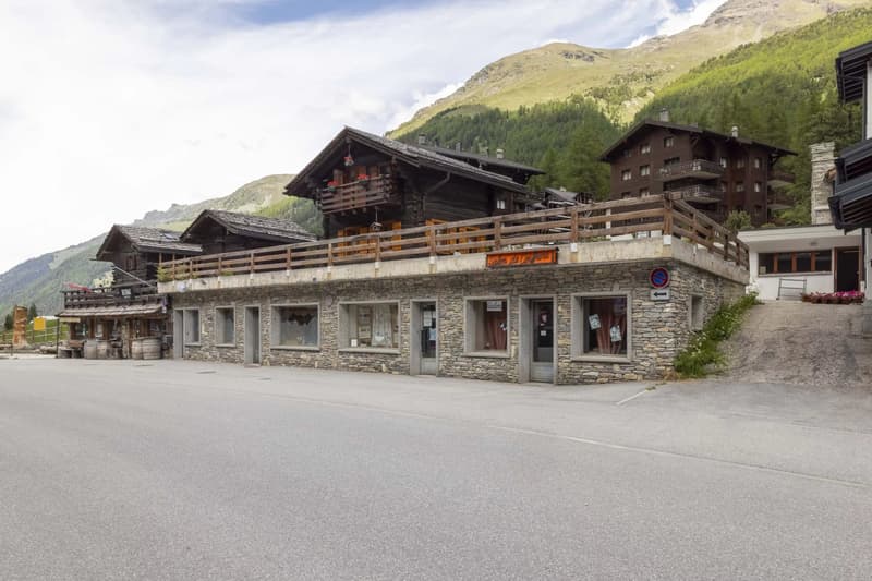 Commercial property for sale ? 46 m² ? Center of Zinal (2)