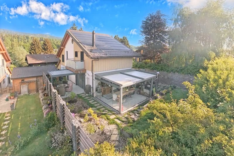 Modern 4-bedroom villa in Saint-Cergue (1)