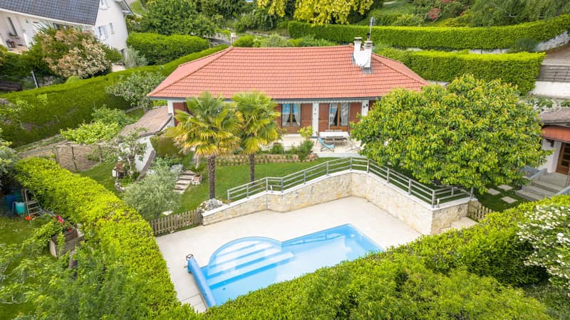 Beautiful family villa of 152 m² in Challex with pool (1)