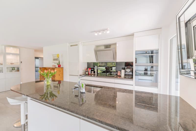 Modern 132 m² apartment in Nyon, 3 bedrooms (5)