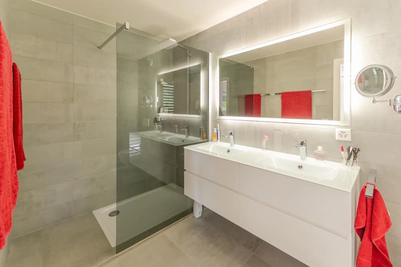 Modern 132 m² apartment in Nyon, 3 bedrooms (7)