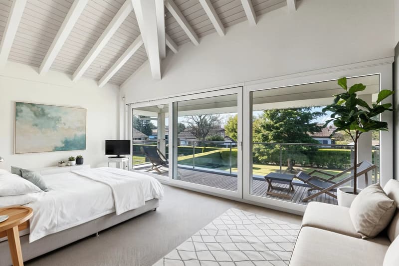 Light, space and serenity ? A private haven in Coppet (7)