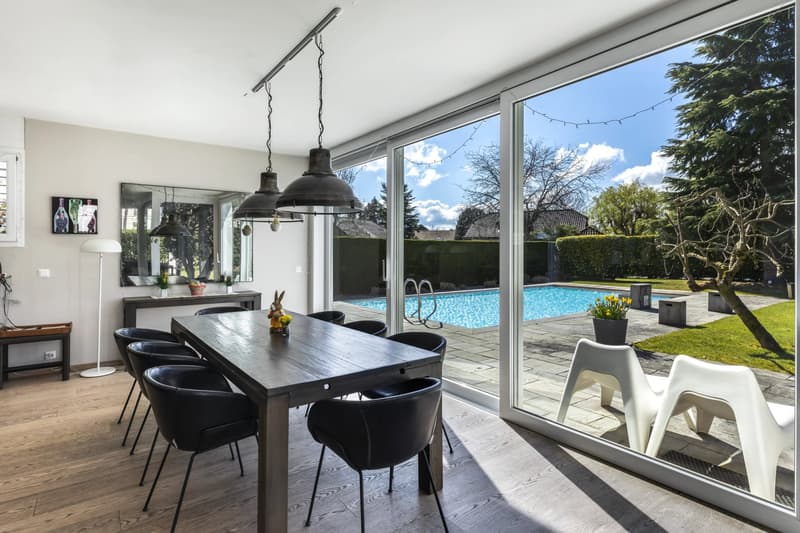 Light, space and serenity ? A private haven in Coppet (6)