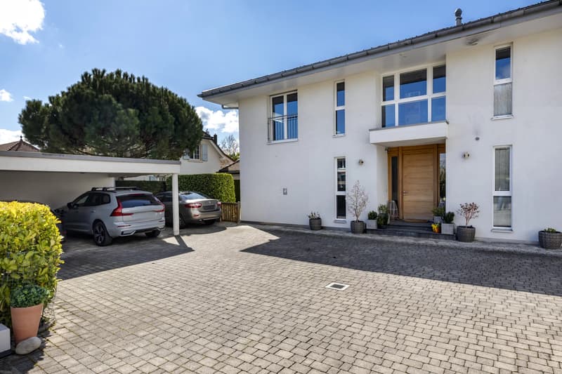 Light, space and serenity ? A private haven in Coppet (12)