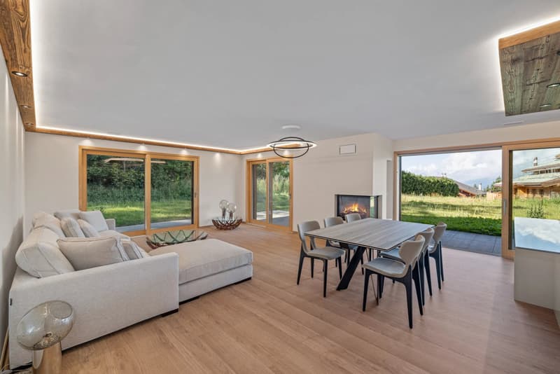 Garden-level apartment of high standard on the edge of the golf course in Crans-Montana (2)