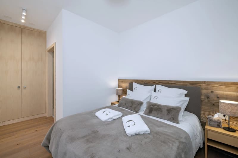 Last opportunities - 2-room apartment 79 m2, skiing at your doorstep - contemporary charm (2)