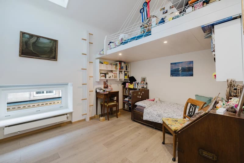 5-room apartment with a view of the lake and the Cathedral (6)