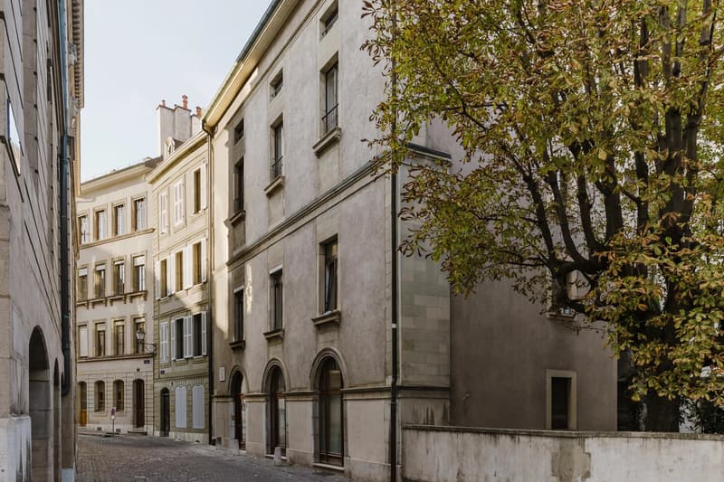 5-room apartment with a view of the lake and the Cathedral (11)