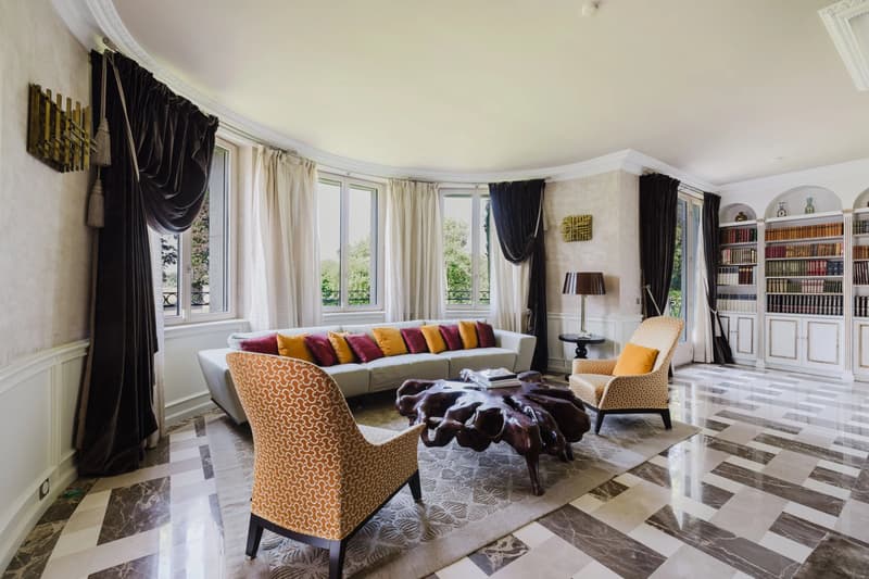 Elegant family house in Collonge-Bellerive (2)