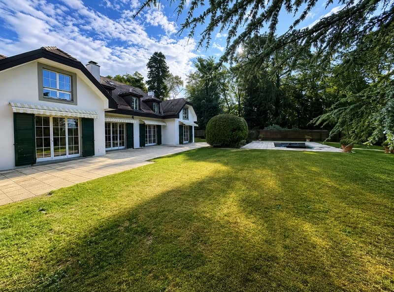 Charming villa in Lausanne (2)