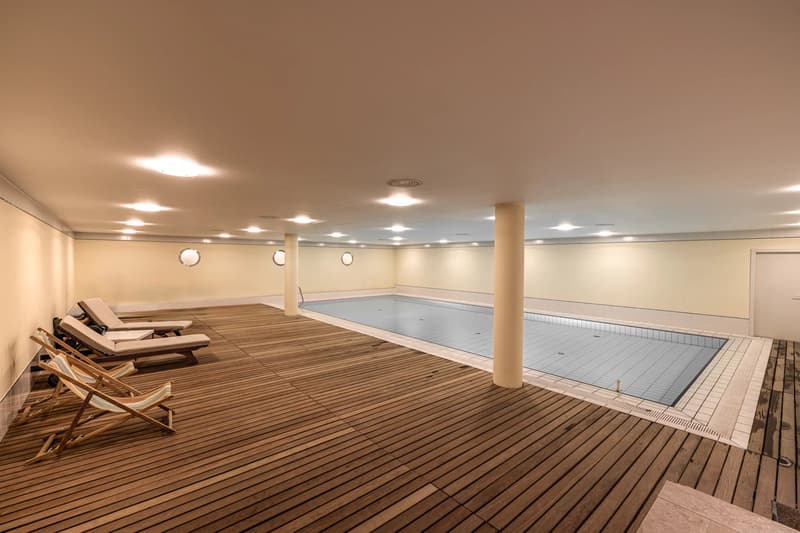 Piscine chauffée de la copropriété