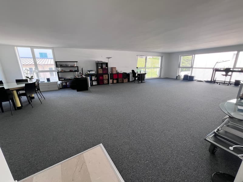 Space for Rent (2)