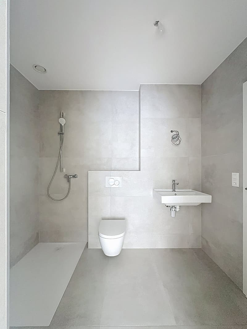 Appartamento moderno di 2.5 locali con balcone a Sion (6)