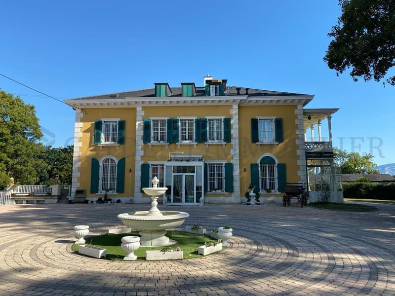 Somptueuse maison de maître du XIXème siècle (1)