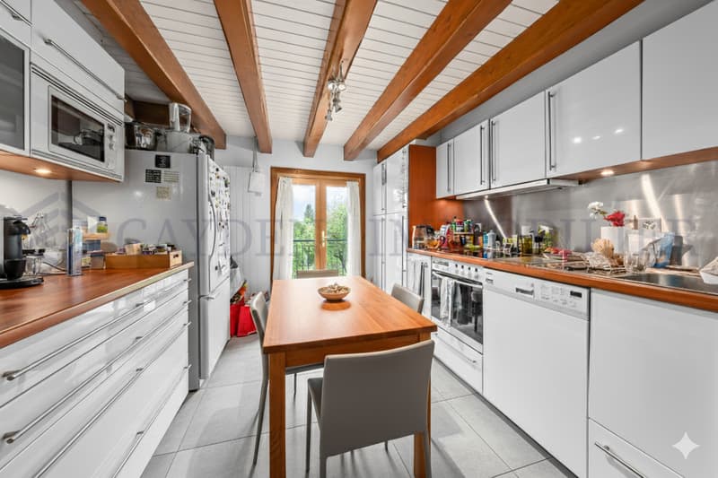 Exclusivity! Large village house (10)